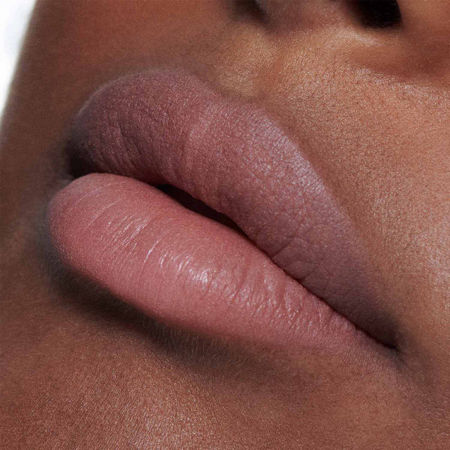 POWDER KISS LIQUID LIPCOLOUR (LABIAL LÍQUIDO)